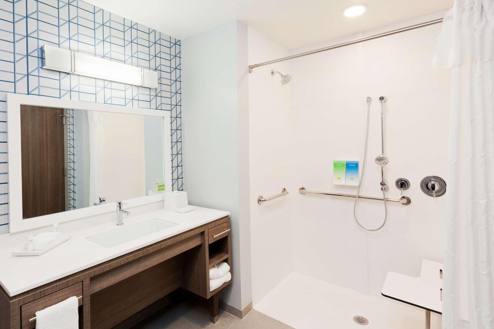 Hotel Home2 By Hilton Alpharetta, Ga 3*